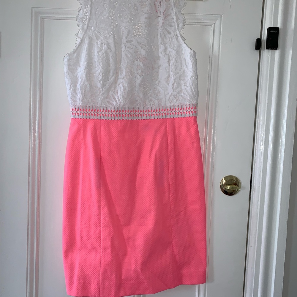 Lilly Sharice Stretch Shift Dress in Coral